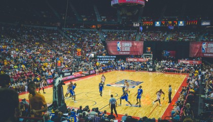 mksports：中国速度滑冰队再创佳绩 小将张琳勇夺世界杯分站赛金牌