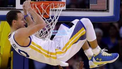 mk体育|季后赛激战正酣，豪门对决引爆篮球热潮