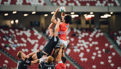 mk体育官网：NBA全明星赛星光璀璨 新生代球员闪耀舞台